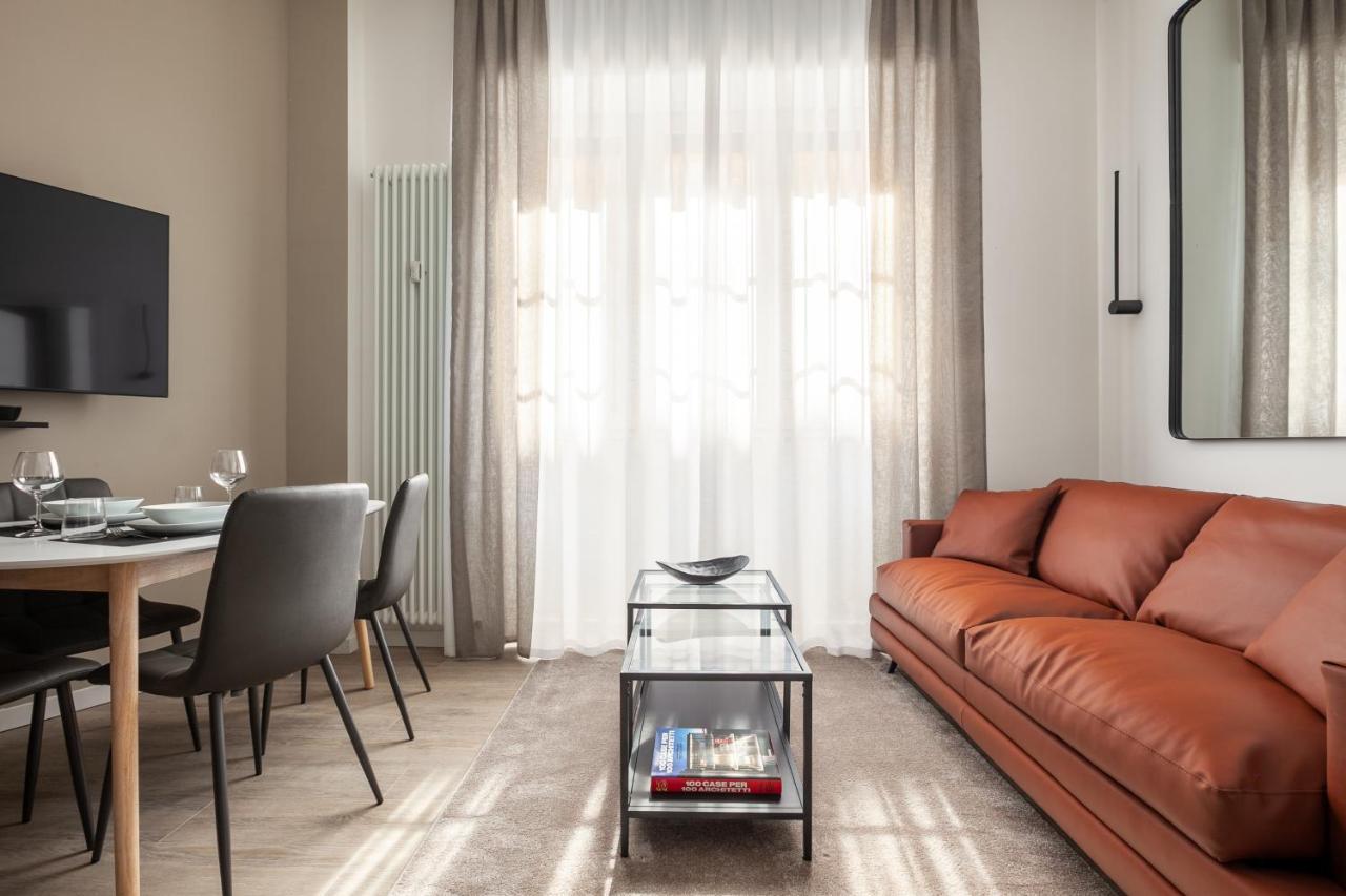 Golden Prestige Apartment Milan Exterior photo