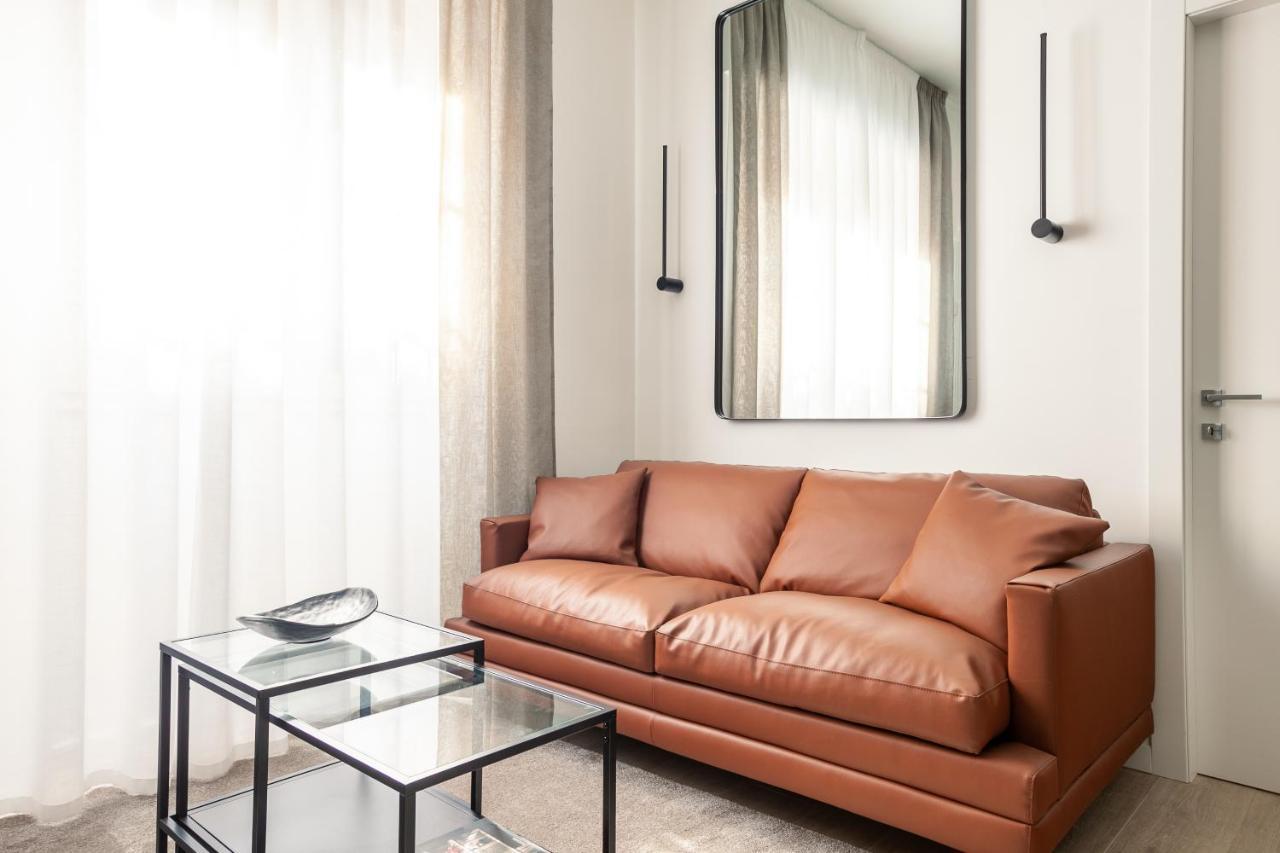 Golden Prestige Apartment Milan Exterior photo